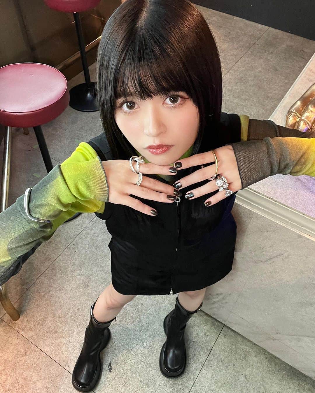 景井ひなのインスタグラム：「_ 〜 最近の衣装 〜」