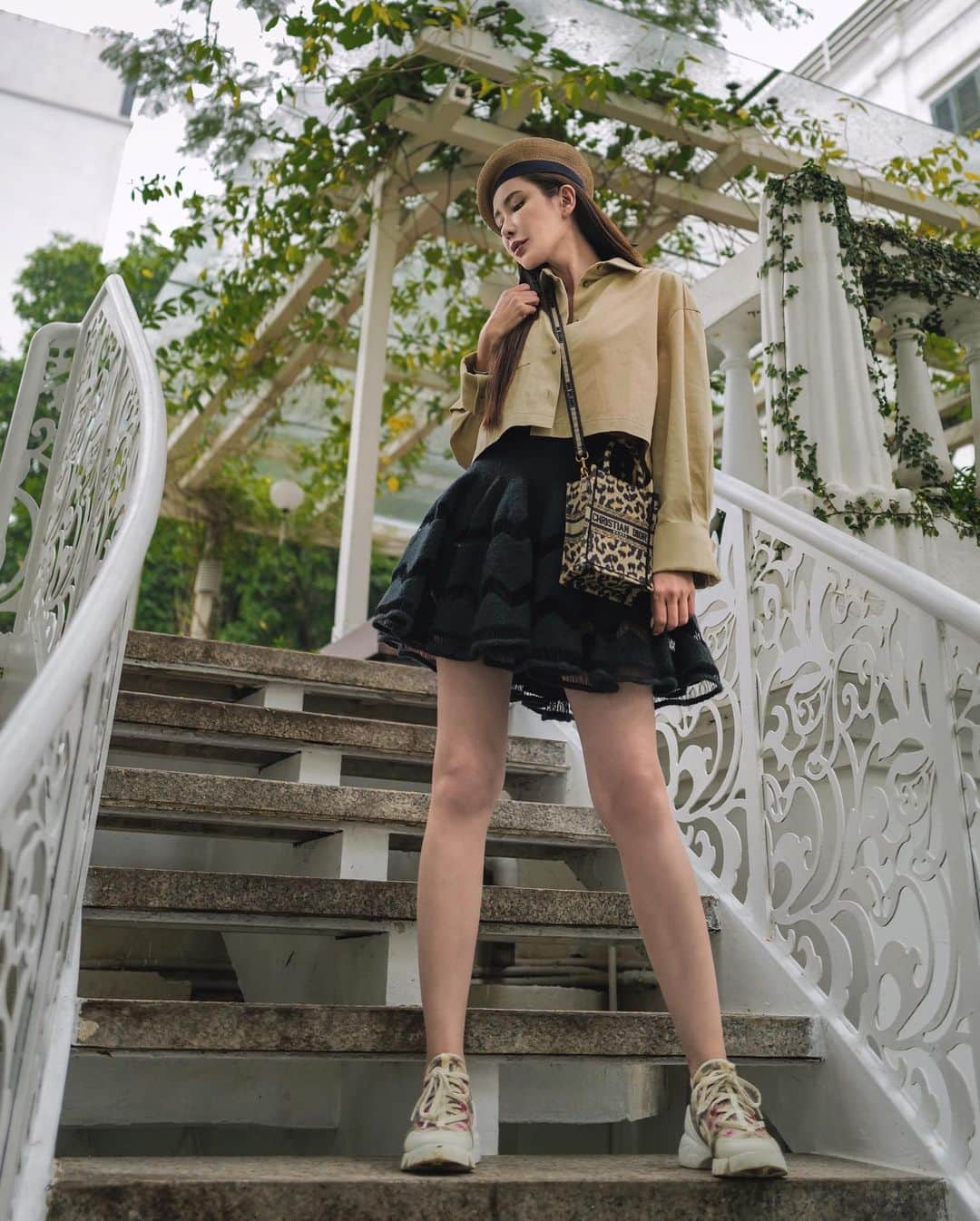 のインスタグラム：「Tourist in Hanoi kind of day.」
