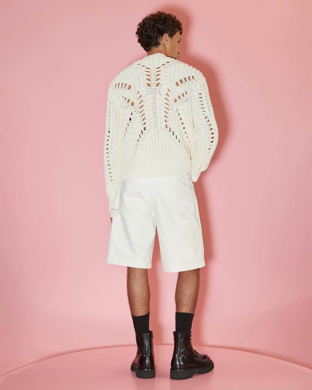 ニールバレットさんのインスタグラム写真 - (ニールバレットInstagram)「Unique Cable Crochet Sweater  Wear over a T-Shirt or Directly on Your Skin  SPRING SUMMER 2023  @lorenzo_decaro in NEIL BARRETT  #newarrivals #sweaters」4月7日 18時40分 - neilbarrett