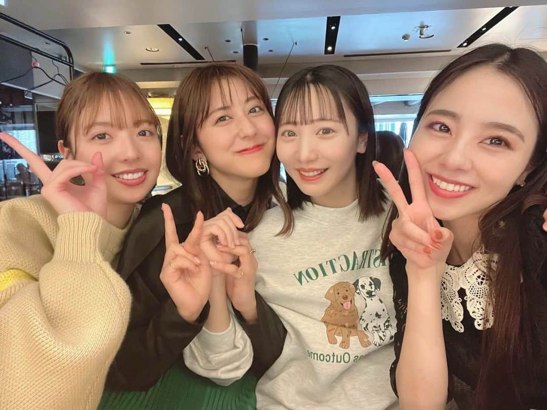 斎藤ちはるさんのインスタグラム写真 - (斎藤ちはるInstagram)「この前大好きな子たちに会えたので、この１週間幸せな気持ちで過ごせました☺️☺️ . またすぐ会いたいー🫶 . . #乃木坂46 #1期生 #チューリップ #話し足りず #カフェ #はしご . . #真洋 @mahiro_kawamura_official  #能條愛未 @noujoami_official  #和田まあや @wada_maaya_official  #斎藤ちはる#テレビ朝日アナウンサー#テレビ朝日#テレ朝#アナウンサー#乃木坂#46#同期#仲良し#親友#一期生#1期生#メンバー#🌷」4月7日 18時51分 - chiharu_saito_ex
