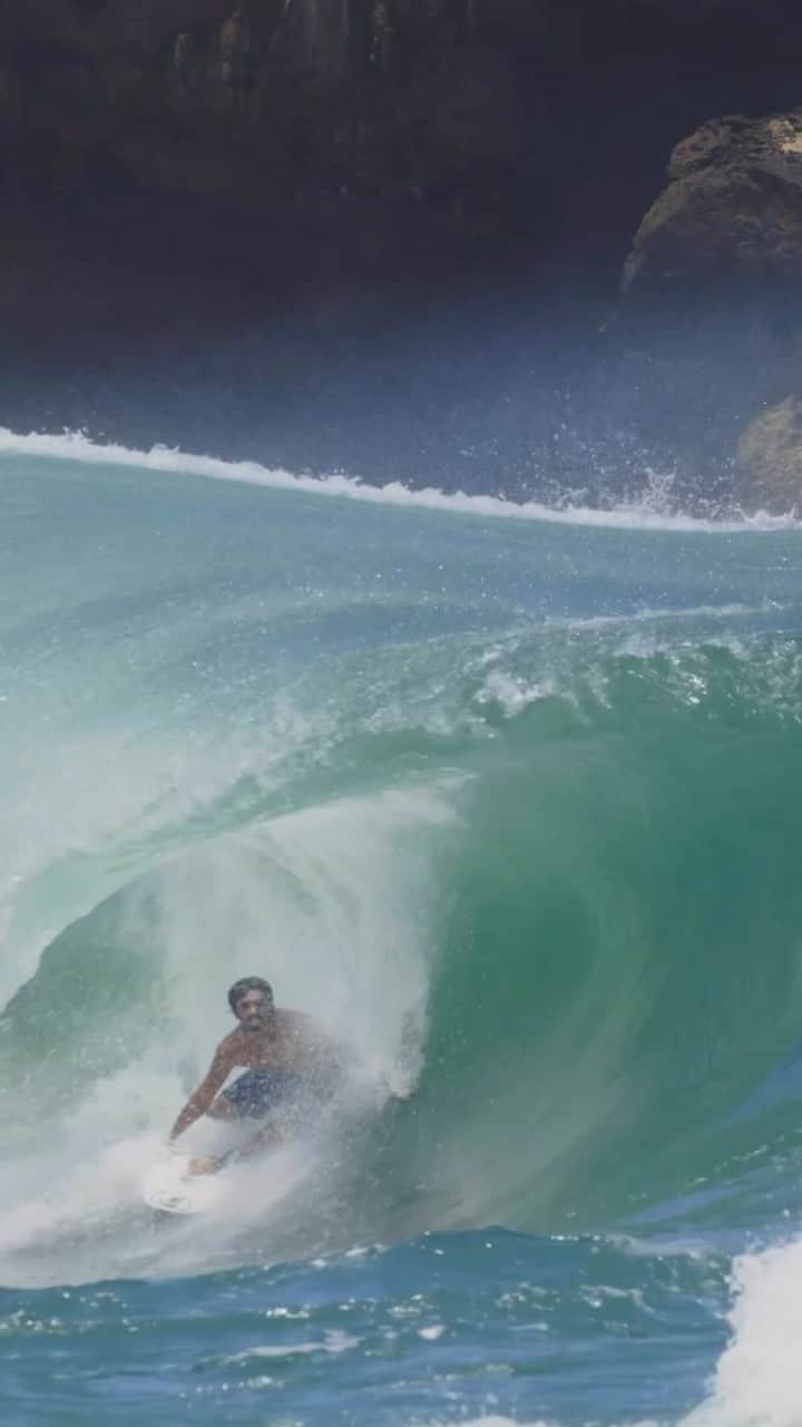 クイックシルバーのインスタグラム：「We enter on an exit. Late season Indo- @mikeywright69 and @rolstie take the bet and head east. 17,000 islands-somethings gotta be working- hell, even a broken clock is right twice a day. Hit the link in our bio to watch our new film, Time.」