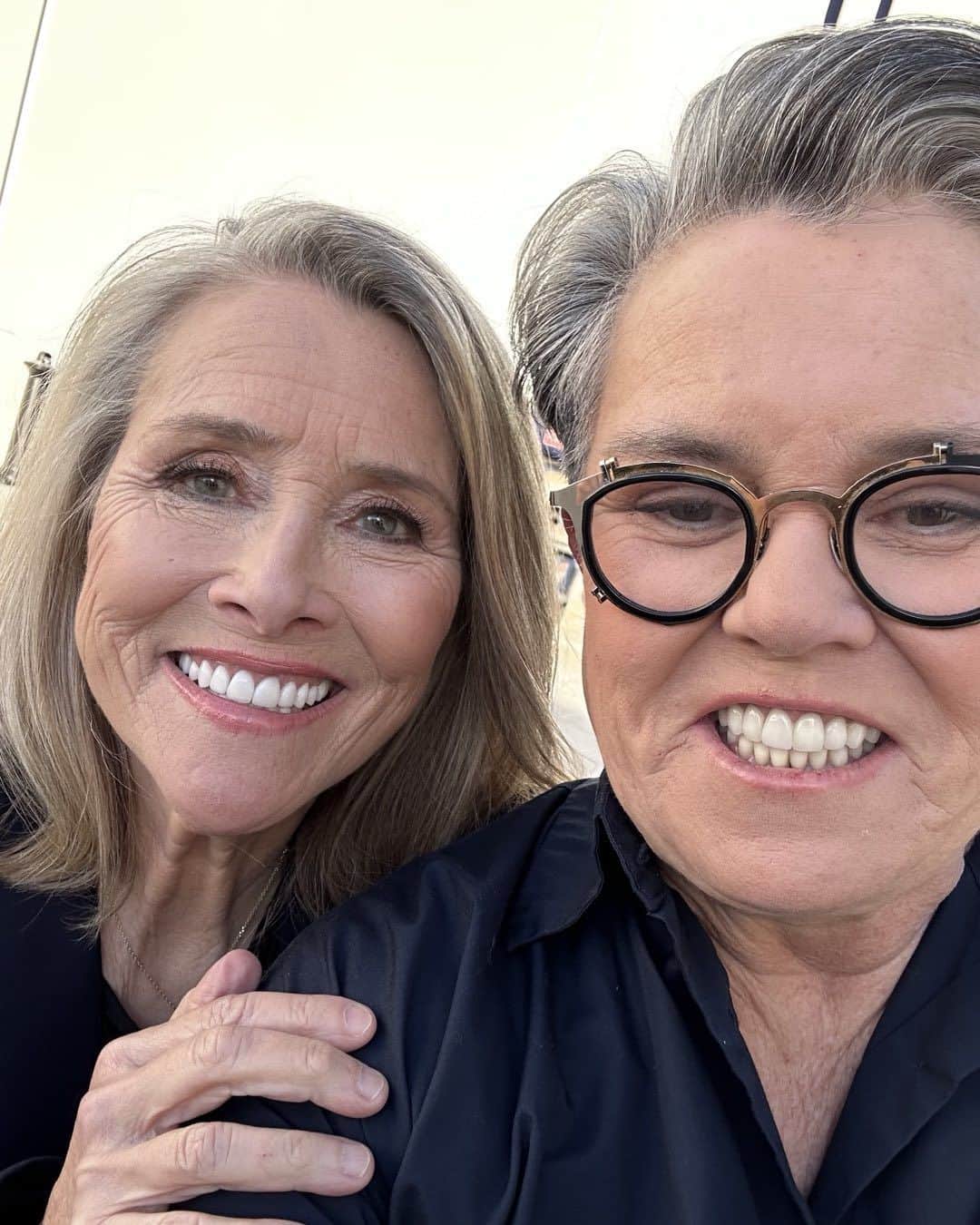 ロージー・オドネルのインスタグラム：「had the best day with this beauty on @25wordsorless - thanks M !」