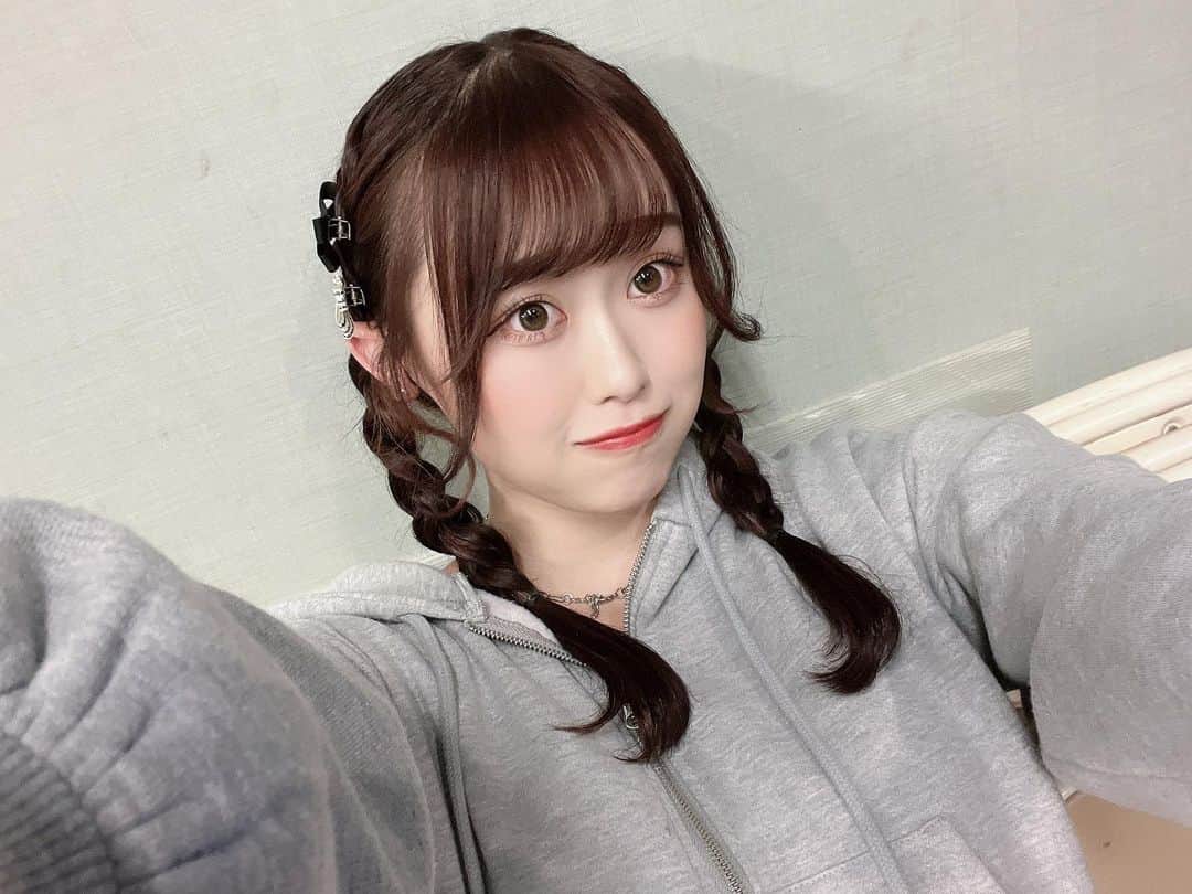 高橋真由のインスタグラム：「・ おさげくん」