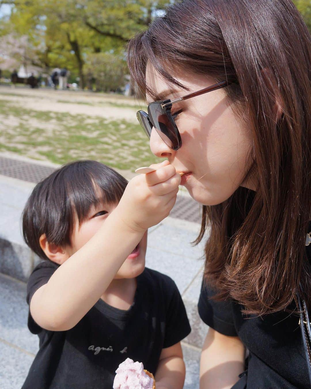 井上麻衣さんのインスタグラム写真 - (井上麻衣Instagram)「家族で広島旅行✈️✨  子供たちも楽しんでくれたようで よかった☺️💕  . . . #hiroshima#hiroshimajapan  #japan#travel#family#travelgram  #広島旅行#広島観光##家族旅行 #家族写真#ママコーデ#旅行コーデ #三児の母 #三児ママ #関西ママ #シンプルコーデ#パンツコーデ」4月7日 21時15分 - mai_inoue