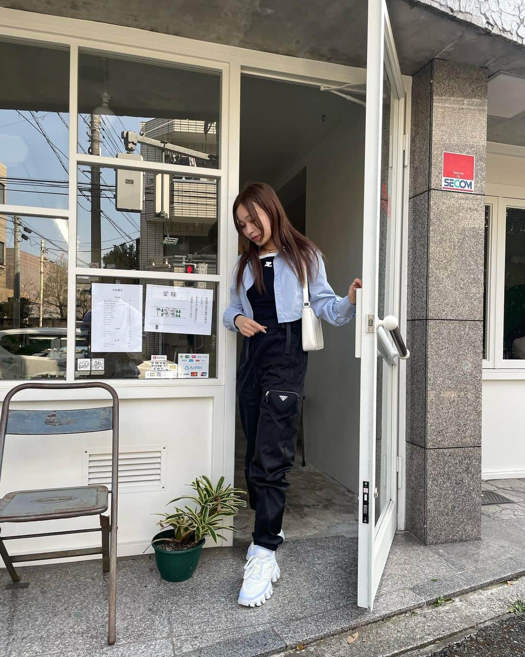 高田茉実さんのインスタグラム写真 - (高田茉実Instagram)「cafe🍸」4月7日 21時18分 - __mamico