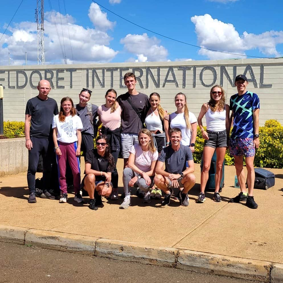 Patrycja WYCISZKIEWICZのインスタグラム：「Dream team wraca do domu na święta. Do zobaczenia Kenio! Jeszcze tu wrócę! #team #kenya #camp #goinghome #iten」