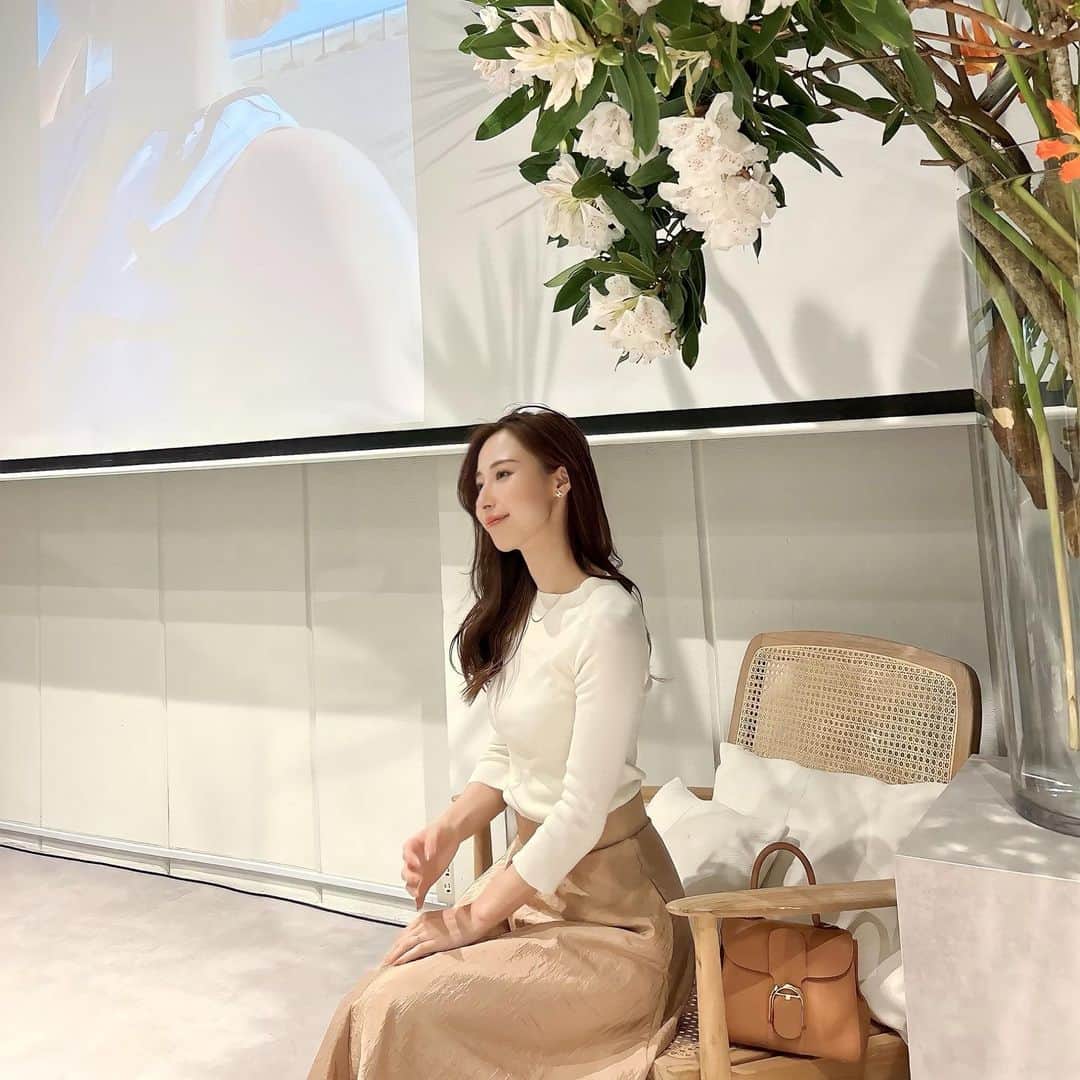 Chihiroのインスタグラム：「Ciccyのコンサルタント、蓉子さんと勉強のためPOP UPへ♡  2人とも普段からグレースコンチネンタルやDiagramを着るので楽しかった♡ 同じ服を着てみたら、骨格ストレートとウェーブで全然違いました！  プレスのNoeさんにも会えてhappyでした♡ 日曜日までやっているみたいなので、お時間のある方は是非に♡  〜〜〜〜〜〜〜〜〜〜〜〜〜 POP UP 📍表参道ミュージアム 4月7日(fri) - 4月9日(sun)  11:00-20:00  (4月9日のみ19:00終了)」