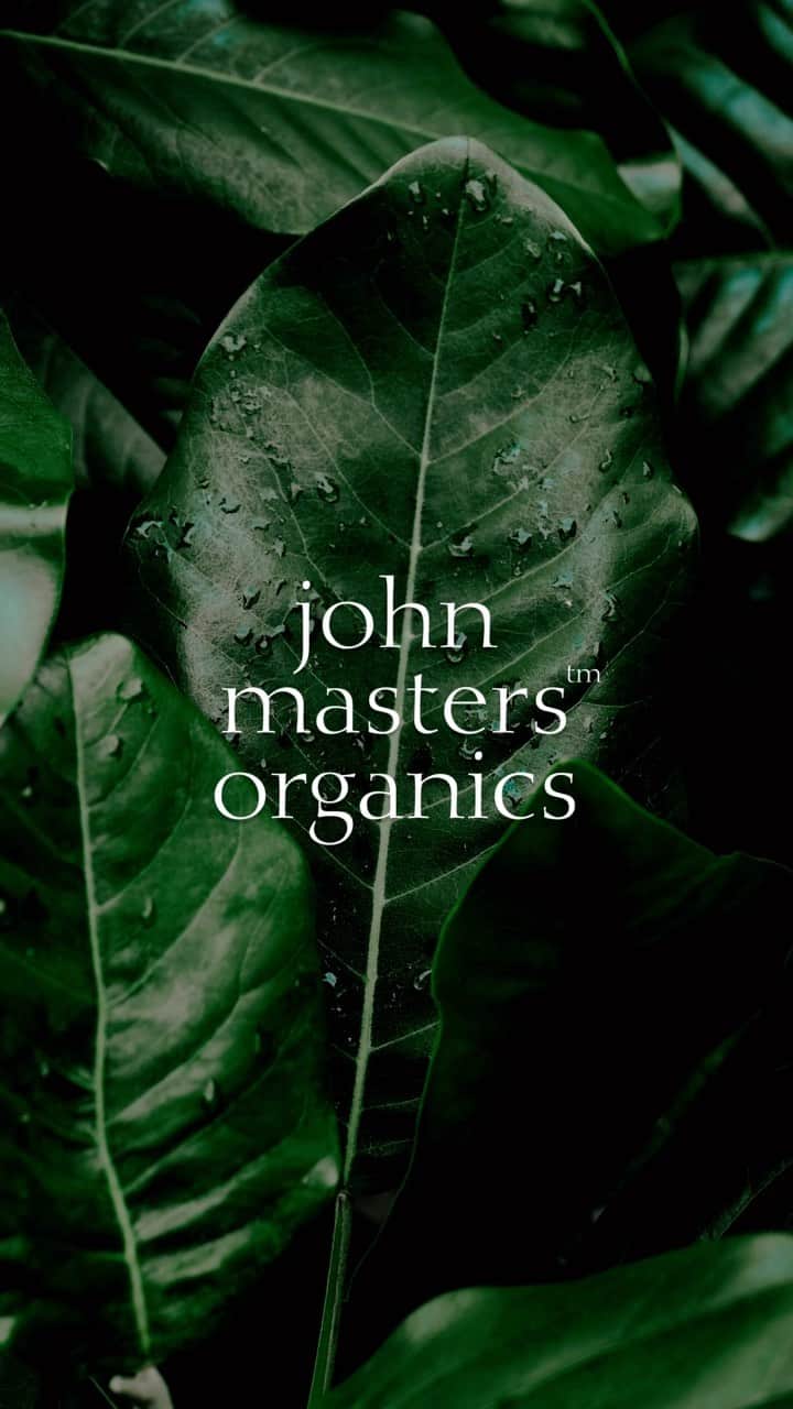 John Masters Organicsのインスタグラム：「At John Masters Organics, clean beauty is more than just a buzzword. It’s a philosophy that we live and breathe every day.   Our products contain 70%+ certified organic content whenever possible, and are non-GMO, cruelty-free & support a plastic positive future.  We’re committed to making more conscious choices today, to help shape a cleaner tomorrow. Bring sustainability into your self-care routine with our products that are good for you and our planet. 🌎」