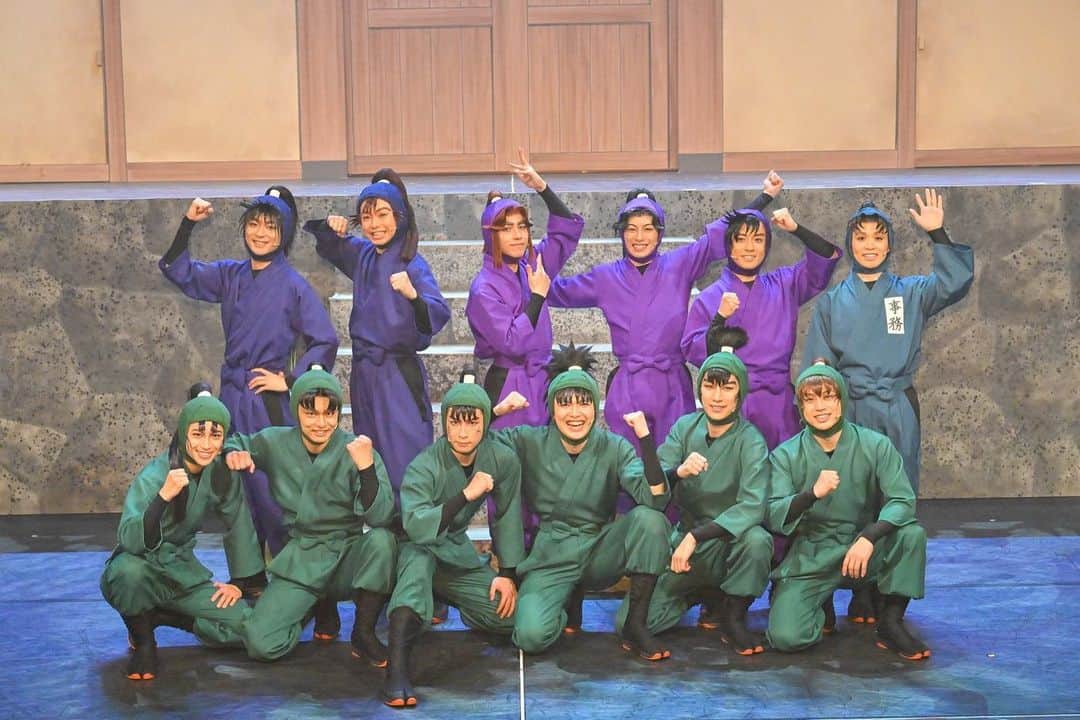 鈴木祐大のインスタグラム：「本日ミュージカル「忍たま乱太郎」第13弾の幕が上がりました！  全21公演 全力で走り抜けますので是非劇場でお待ちしております！！  #忍ミュ」