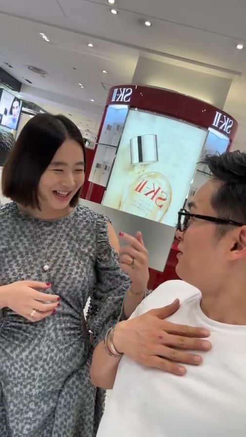 百々千晴のインスタグラム：「ピテラのお話　with  @twins_tokyo   #肌調和 #肌測定　#skii #ピテラ #skii_pr  @skii  @twins_tokyo」