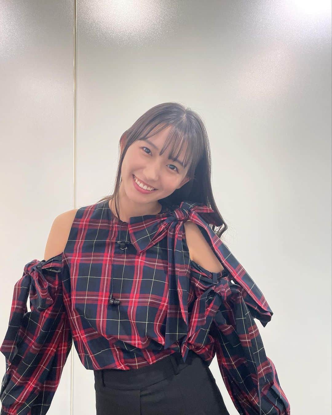志田音々のインスタグラム：「サプラーイズ‼︎😊 クロクル2ndにも出演させていただくことになりました☺︎  前年度よりも成長したい💭先輩クルーとしての立場もありますからね…‼︎😤  皆様、今年度もどうぞ宜しくお願い致します🍀 コーナーでは楽しませたいと思います‼︎  📺AbemaTV 「クロちゃんとクルーちゃん」 https://abema.tv/channels/boatrace/slots/C3Nhpo5zrSKxXy」