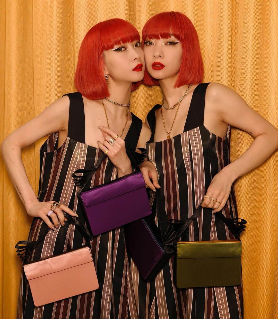 AMIさんのインスタグラム写真 - (AMIInstagram)「mila schön by chika kisada launch partyへ🎊✨ 着心地の良いテロっとロングワンピースは風になびく感じがとっても可愛い💕  @mbyc_official @chikakisada」4月7日 22時30分 - amixxamiaya