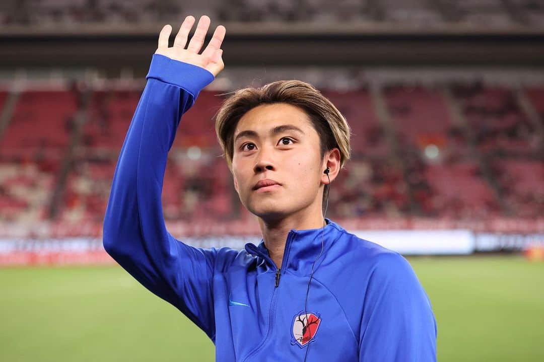 荒木遼太郎のインスタグラム：「. 2023.4.5.  １年ぶりのゴール 久々のホームでの勝利 最高な日でした  お気に入りの写真ばかり  #鹿島アントラーズ  #ルヴァンカップ  #荒木遼太郎 #10」