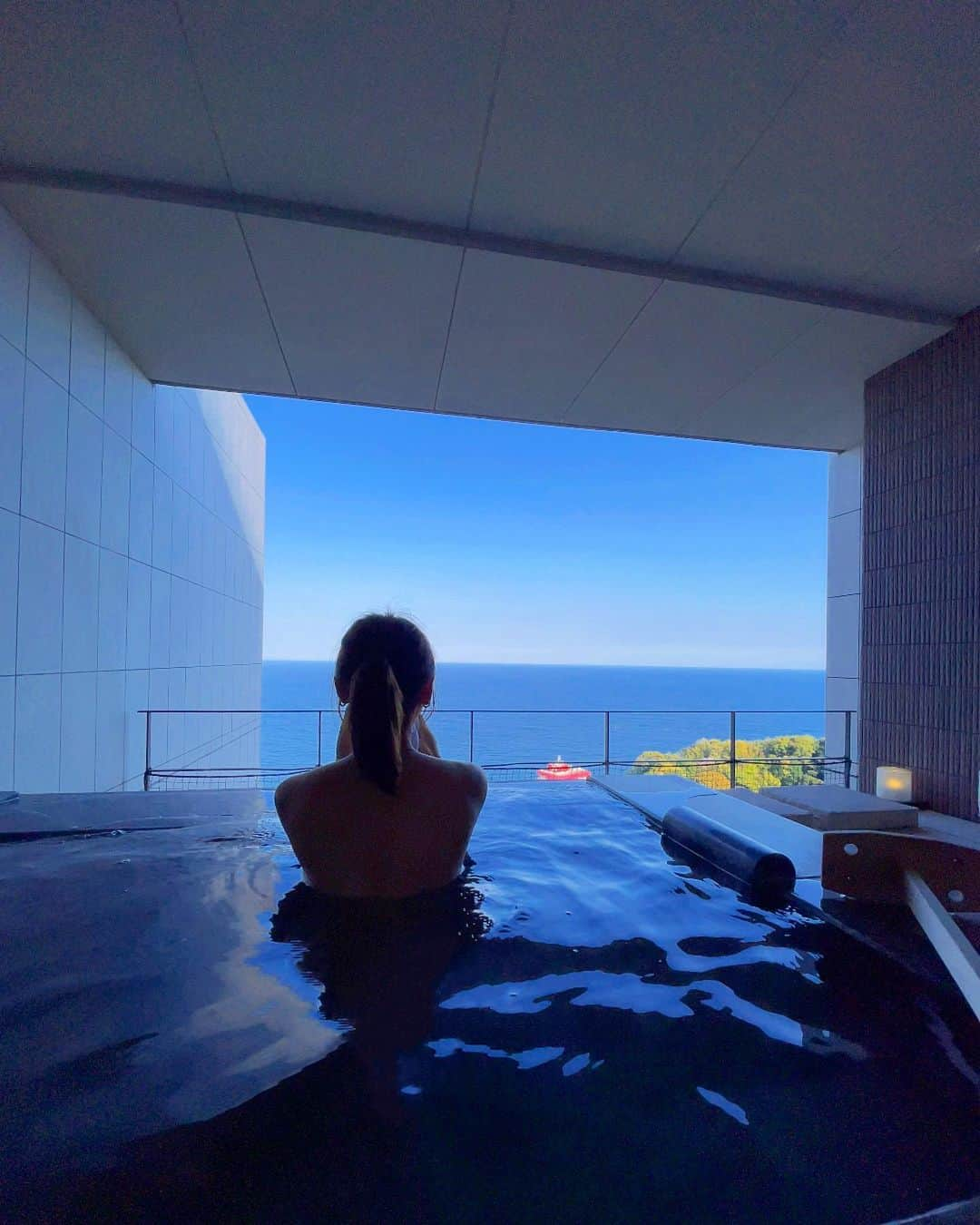 七瀬美月さんのインスタグラム写真 - (七瀬美月Instagram)「atami sekaie ♨︎  . #atami#sekaie#atamisekaie #travel#Japan#onsen♨️#😶‍🌫️ #🌳#海 𓇼𓆡𓆉 ⋆#夫婦旅行」4月7日 22時48分 - yskwask1114