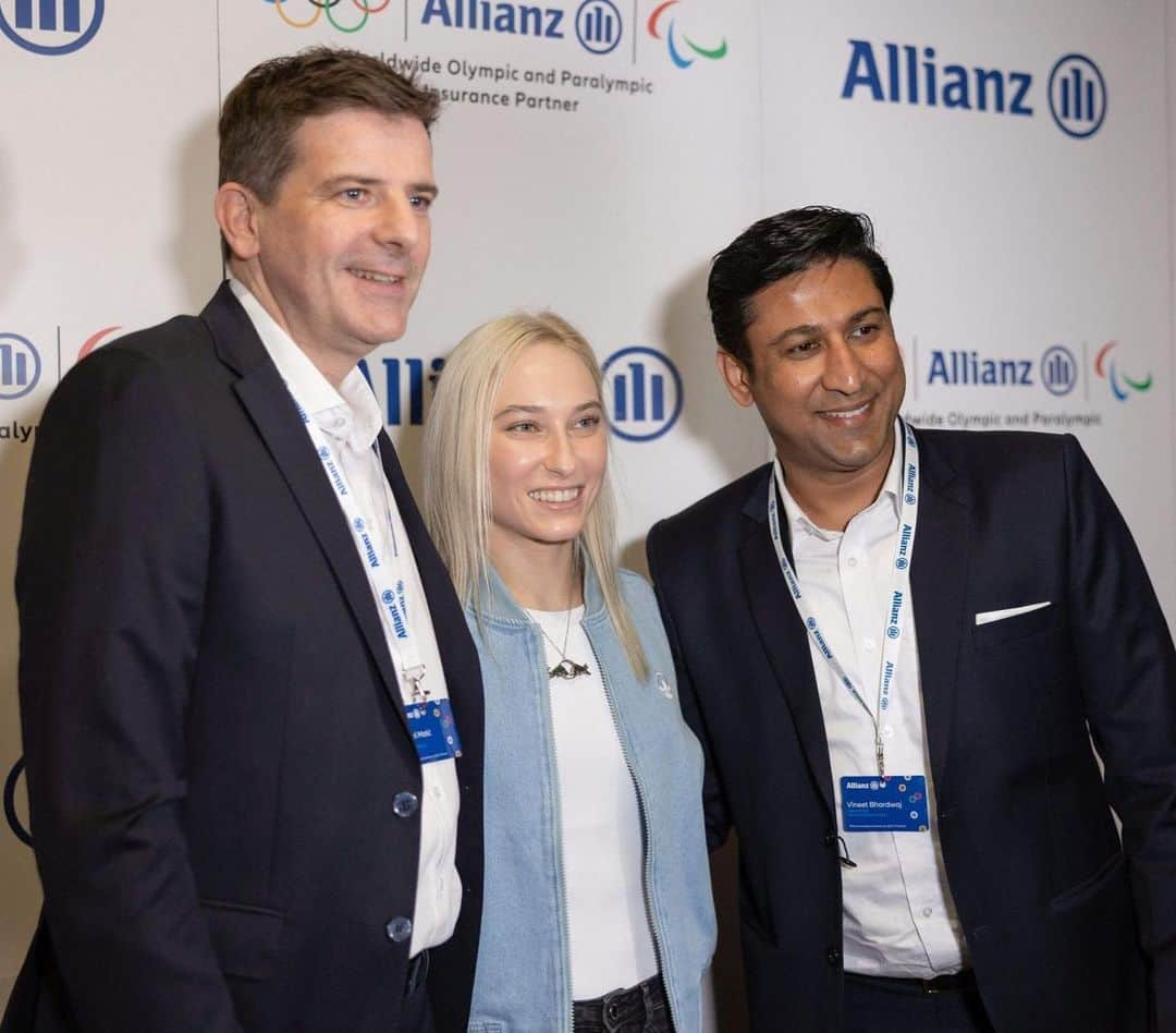 ヤンヤ・ガンブレットさんのインスタグラム写真 - (ヤンヤ・ガンブレットInstagram)「I’m excited to officially be starting a new and ambitious journey with @allianz - the worldwide insurance partner of the Olympic and Paralympic Movement. Sport is embedded in the DNA of the Allianz Group and I believe it's for a reason that they have become the world’s number one insurance brand. Was a pleasure to connect with the entire Allianz Slovenija team and start this journey in such a great atmosphere in lovely Portorož.🤩  It’s a pleasure to have you in my career going forward! 🙏🧗‍♀️」4月8日 1時06分 - janja_garnbret