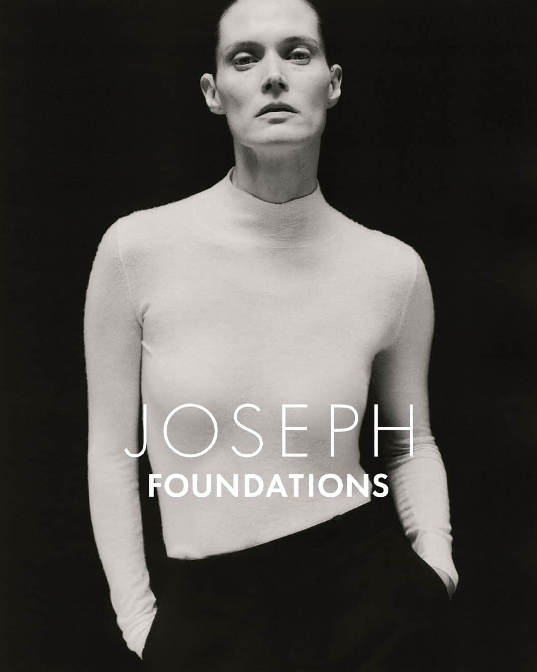 ジョゼフのインスタグラム：「The Cashair Jumper.  Light and layerable everyday knitwear, a part of the FOUNDATIONS collection.   #JOSEPHfashion #JOSEPHFoundations」