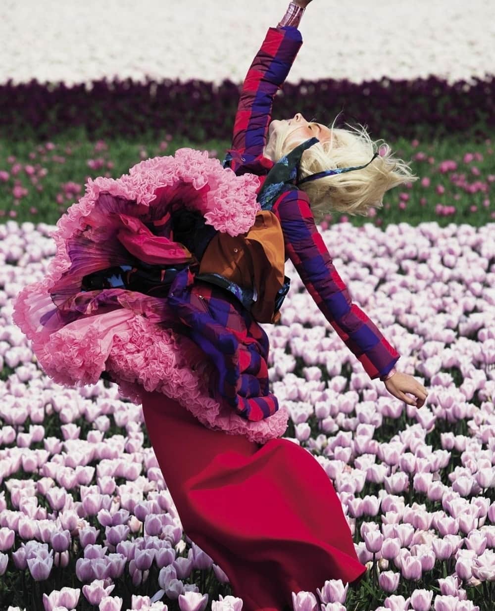 AnOther Magazineのインスタグラム：「Florals for spring 💐 ⁠ ⁠ What are you doing over the long bank holiday weekend? ⁠ ⁠ Taken from Dazed July 2011, styled by AnOther Fashion Director Katie Shillingford ⁠ ⁠ Photography by @vivianesassenstudio ⁠ Styling by @katieshillingford⁠ Hair and make-up by @irena.ruben ⁠ Model @lisanne_dejong」