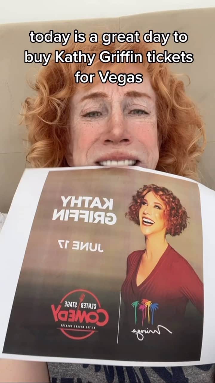 キャシー・グリフィンのインスタグラム：「You guys! My first Vegas show in six years! I am so grateful to @themiragelv for this wonderful offer.  June 17!  All seats are good seats. I promise. It’s about 2/3 sold out, so get yours now!  Ticket link in bio!」