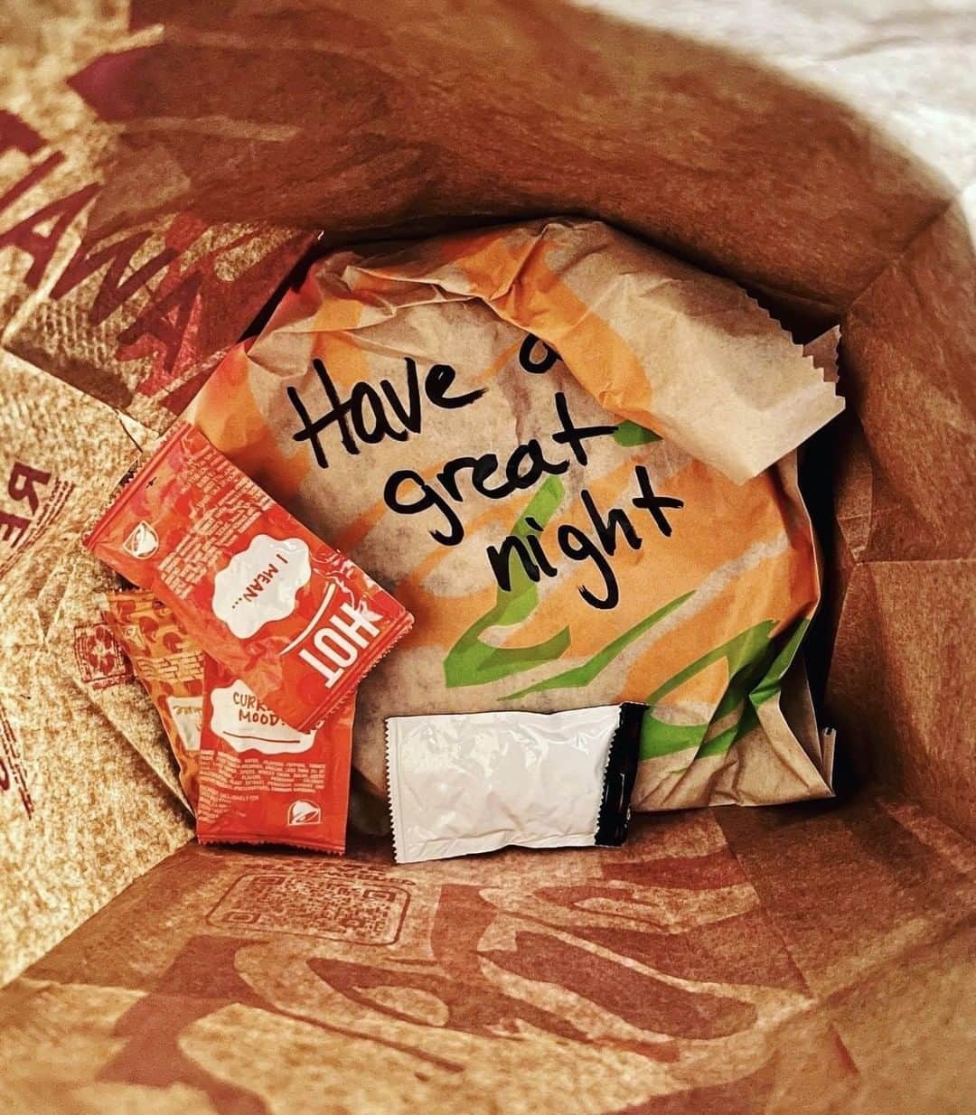 Taco Bellのインスタグラム：「you're in their dms, they're in our drive-thru.」