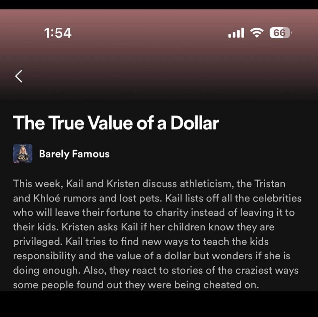 カイリン・ローリーさんのインスタグラム写真 - (カイリン・ローリーInstagram)「#TGIF 🤍 new episode of #BarelyFamous ft. @kcorreia23 ✨ have you listened? What are your thoughts on how to teach your kids the value of a dollar?」4月8日 2時59分 - kaillowry