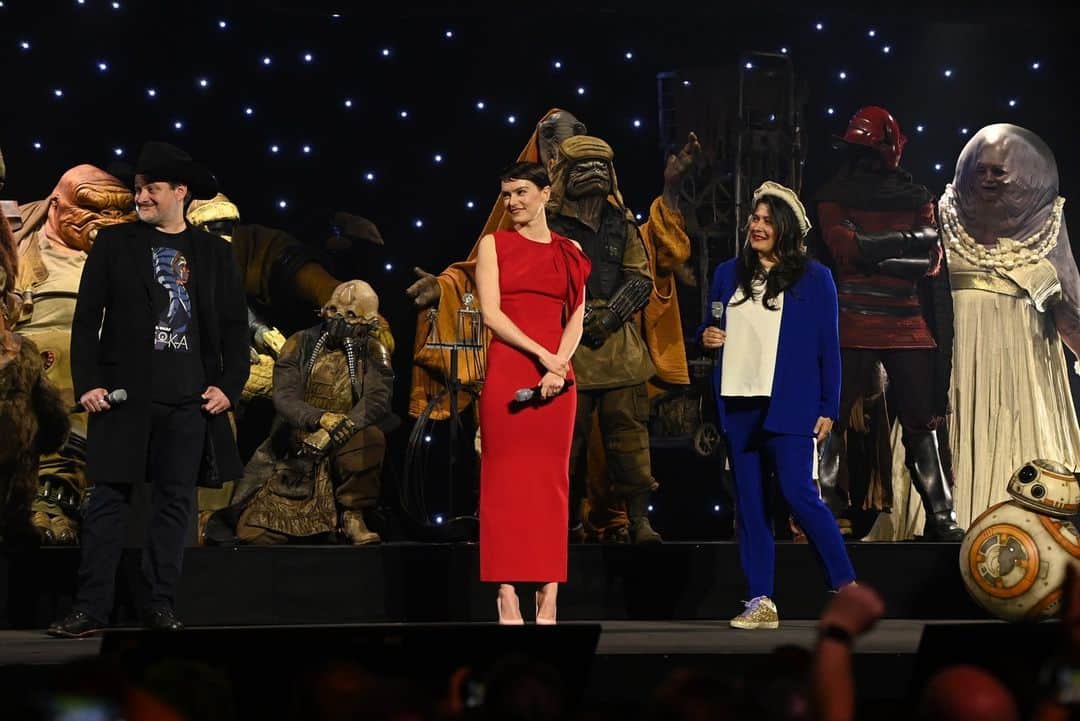 Disneyさんのインスタグラム写真 - (DisneyInstagram)「The excitement at #StarWarsCelebration in London is out of this world! 💫 Get a peek at some of the fun appearances and announcements for titles like #Ahsoka, #IndianaJones and the Dial of Destiny, #TheAcolyte, #SkeletonCrew, and more!」4月8日 3時13分 - disney