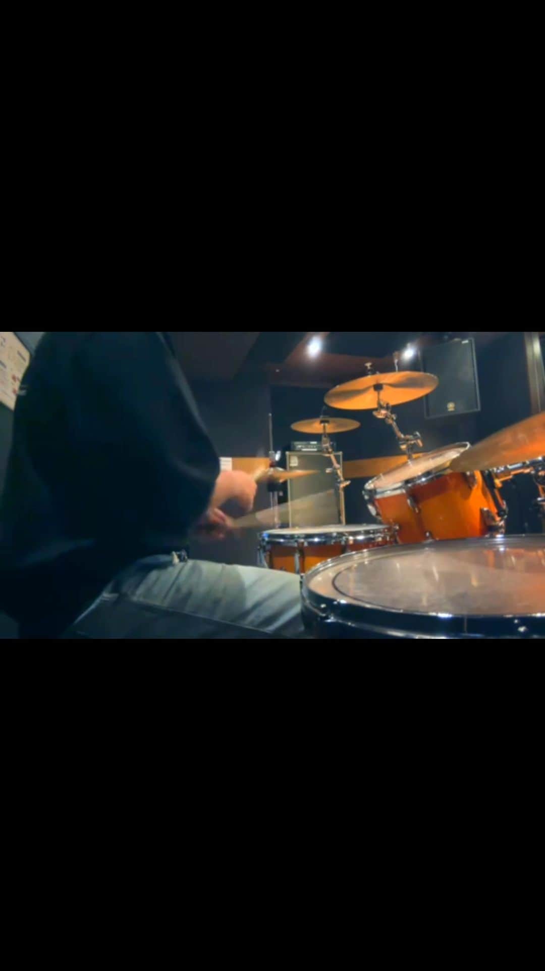有田清幸のインスタグラム：「#louiscole #parkyourcaronmyface   #instadrum  #drumlife #drumcover  #grooves  #EAD10 #dwdrums #meinlcymbals #groove  @dwdrums @meinlcymbals  @anfdrumco @rupert_neve」