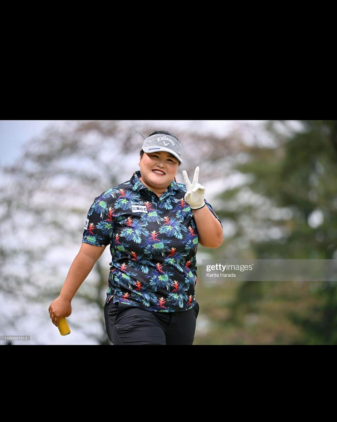 鈴木麻綾さんのインスタグラム写真 - (鈴木麻綾Instagram)「hanasaka ladies yanmar golf tournament  またまた、詰めの甘さが出ました。 まさか、グリーン奥にキャッチして そのままOBに行くなんて。。。 すごくショックでしたが、また明日移動なのでクヨクヨせずに来週向けてしっかりと練習します。  来週はフンドーキンレディースです。 応援よろしくお願い致します🤲  #三重交通グループ #三重カンツリークラブ #三交インホテルズ #ZTV #zodia #basileus  #バジレウス #golf#ゴルフ#プロゴルファー#ゴルフ女子」4月8日 15時15分 - maaya_official87