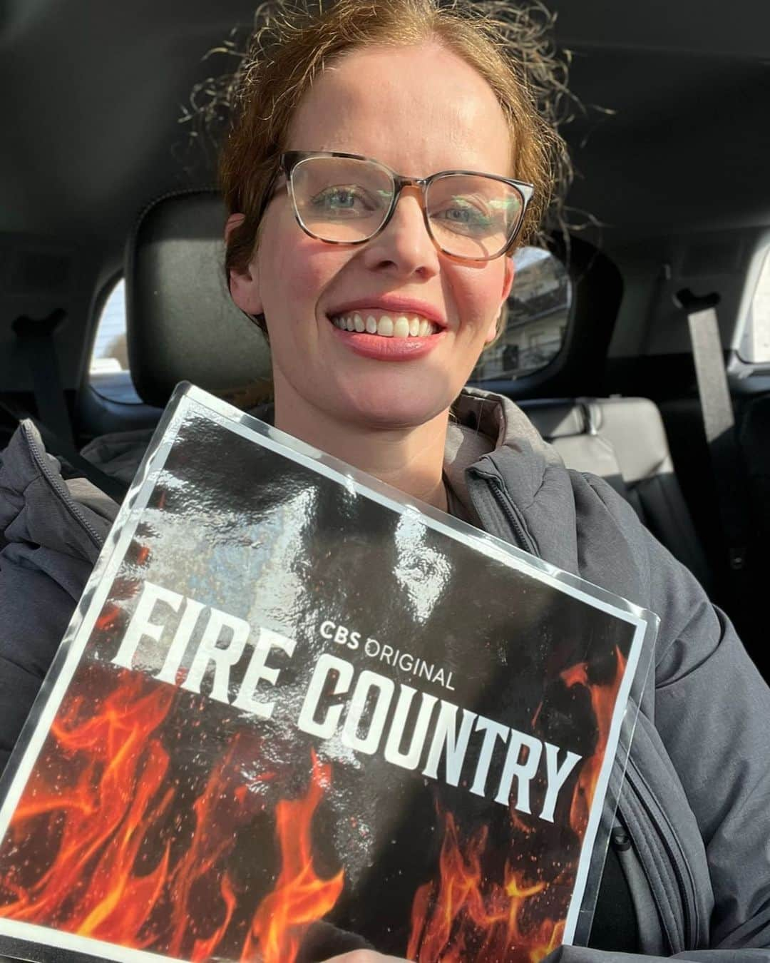 レベッカ・メイダーさんのインスタグラム写真 - (レベッカ・メイダーInstagram)「Tonight! Check out an all new @firecountrycbs on @cbstv at 9 PM!!!🔥💚#firecountrycbs #fayestone」4月8日 7時09分 - bexmader