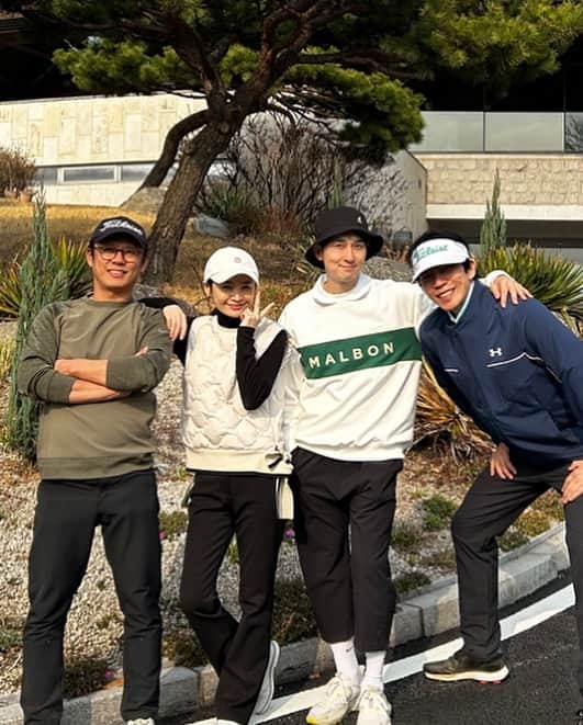 シン・ソンロクのインスタグラム：「💯」