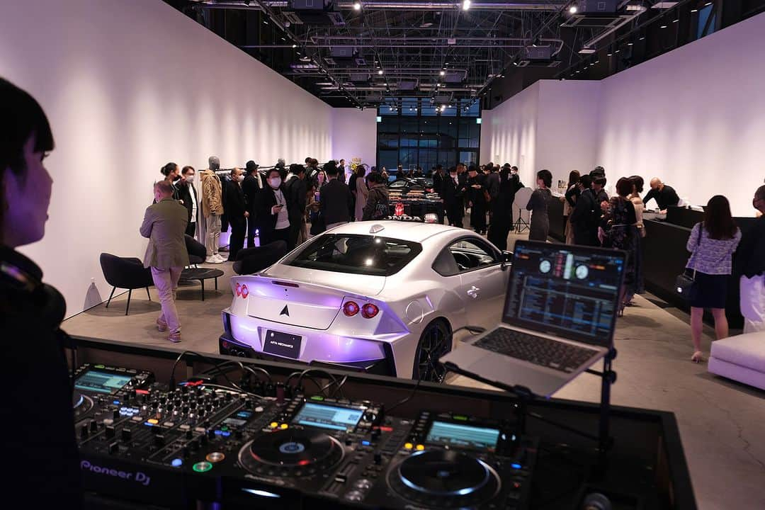 ARTAのインスタグラム：「Fashion, Music, Party, and Cars #ARTA#ARTAMECHANICS#LEGAVELO#VIGALE#ARTA新木場」