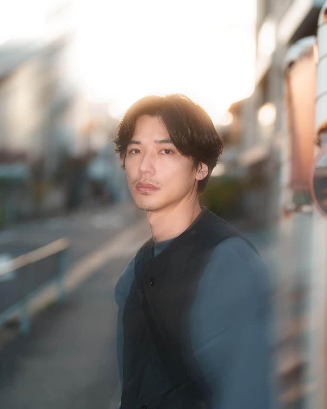 のインスタグラム：「近影 #portrait」
