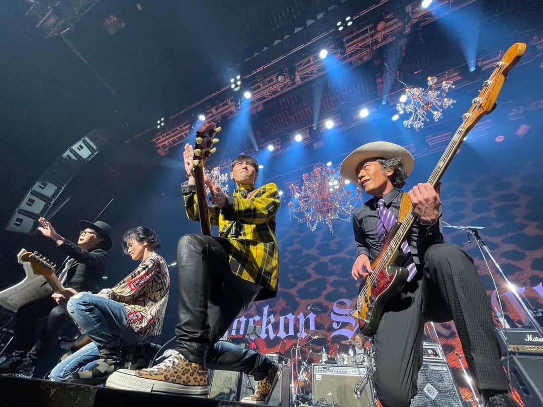 高橋和也のインスタグラム：「ROCKON SOCIAL CLUB zepp tour 本日最終日🥹福岡、大阪、名古屋、札幌、そして羽田！今日は配信もあります😉 このショーはこれが見納めです🥹よし、燃え尽きる！たぎっていくぜ💪」