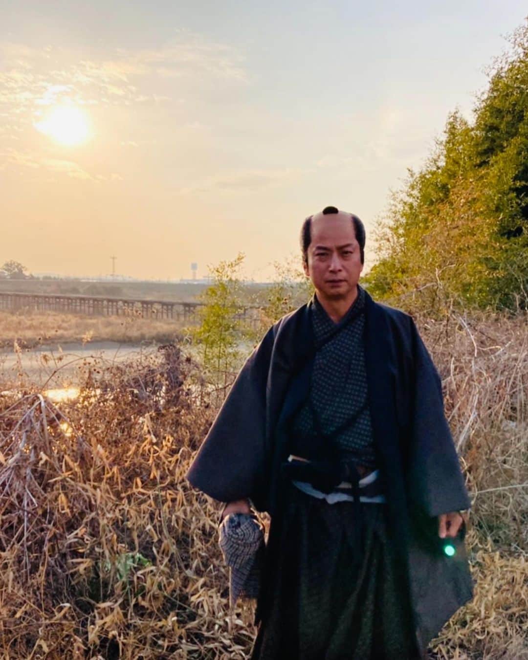 椎名桔平さんのインスタグラム写真 - (椎名桔平Instagram)「#仕掛人藤枝梅安2  昨日全国公開となりました。 双子の兄弟を演じてます。 是非、 劇場に足を運んでくだされ！^_^ #🎬#baian#samurai」4月8日 12時09分 - kippeishiina
