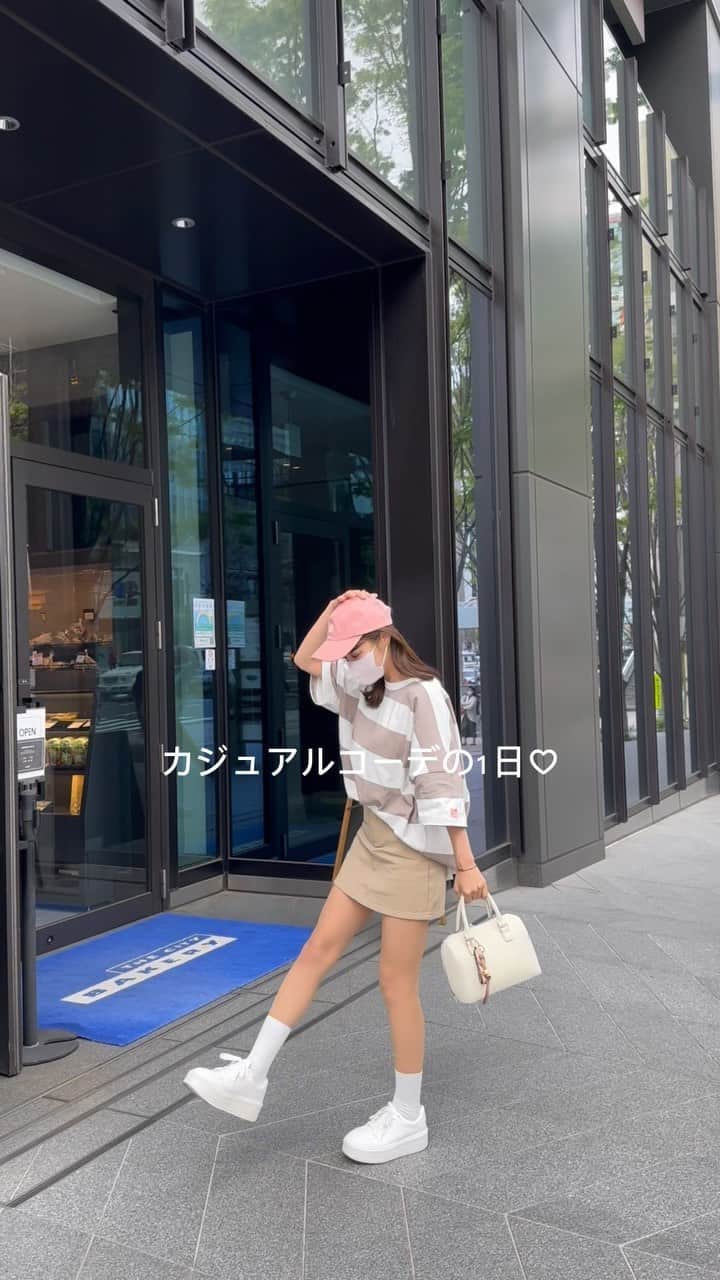 のインスタグラム：「普段何してるのー？ってよく聞かれる から、1日をvlogぽくまとめてみたよ🫶💞 . . カジュアルコーデにしました🤍 @classicalelf_official の ワイドボーダーbigシルエットトップス♡ ゆったりシルエットでメンズライク感🌼 (160 Mサイズ グレイッシュベージュ着用) . . #クラシカルエルフ #classicalelf #エルフコーデ #タイアップ #java #ジャバ #uniqlo #gu #zara #ユニクロ #ジーユー #ザラ #zozo #zozotown #zozo購入品 #zozotown購入品 #ボーダーTシャツ #Tシャツ #オーバーサイズ #着回しコーデ #プチプラコーデ」