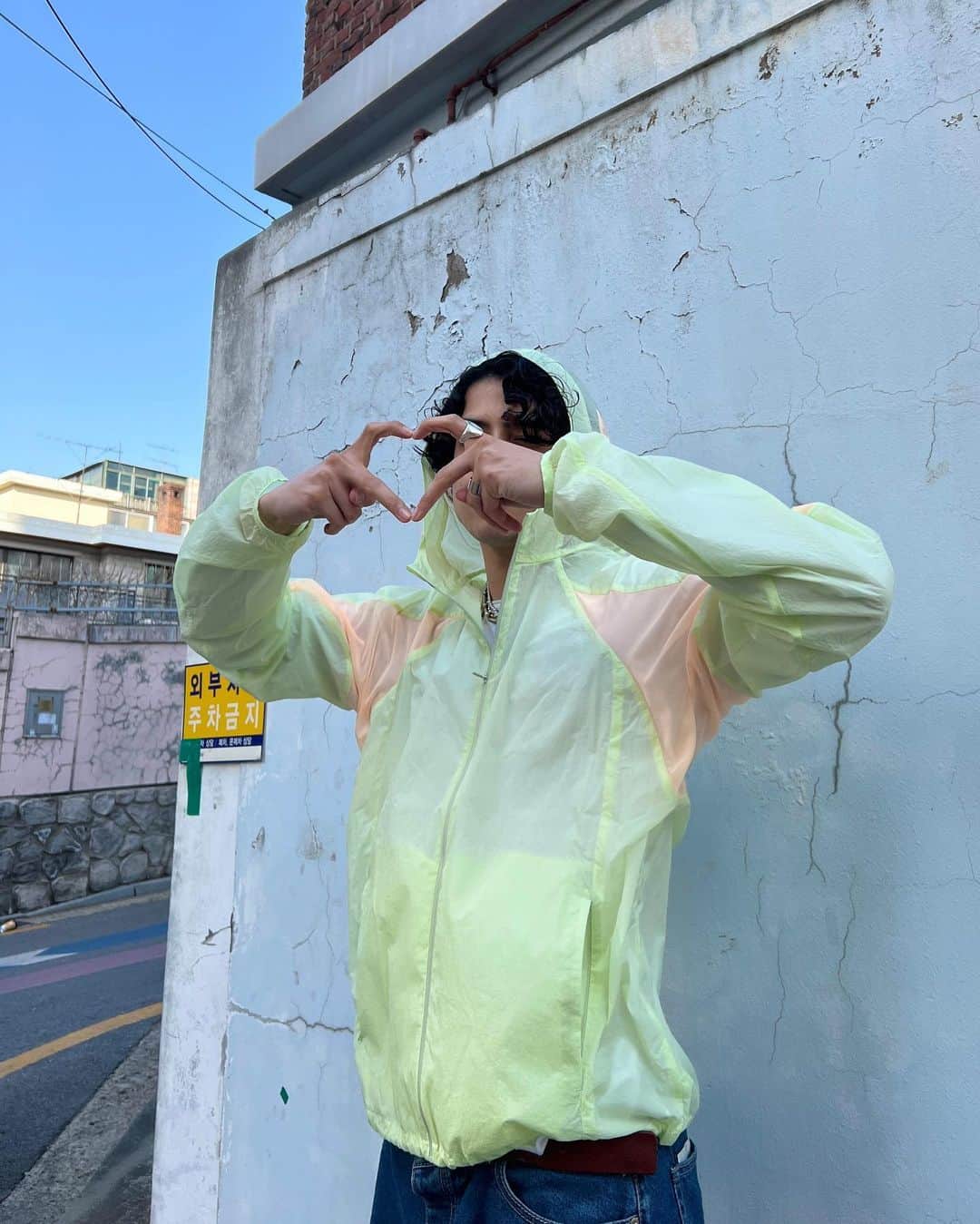 のインスタグラム：「24 hrs in Seoul 🇰🇷💙」