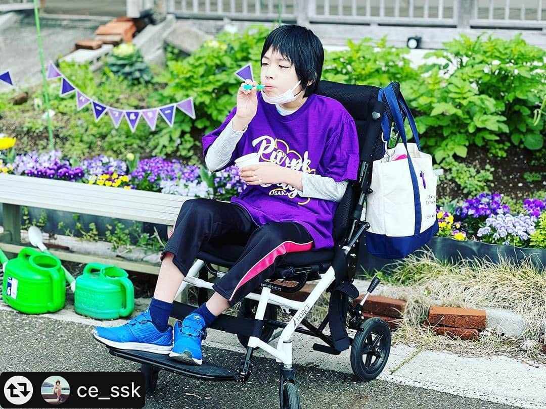 竹内沙帆さんのインスタグラム写真 - (竹内沙帆Instagram)「#リポスト - @ce_ssk by @get_multi_repost ３月２６日はパープルデーでした。 今日はパープルデー大阪の Tシャツ。  #パープルデー静岡 #パープルデー大阪#purpledayosaka #purpleday #purpledayeveryday」4月8日 13時07分 - purpledayosaka