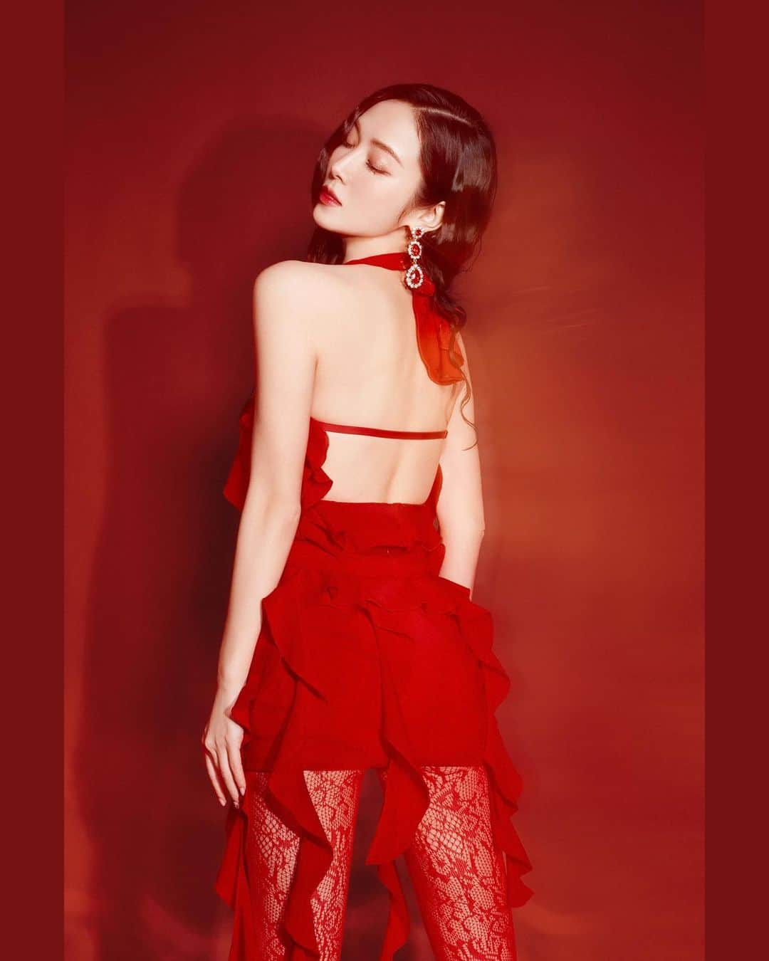 ジェシカ さんのインスタグラム写真 - (ジェシカ Instagram)「Lady in red🌹」4月8日 13時23分 - jessica.syj