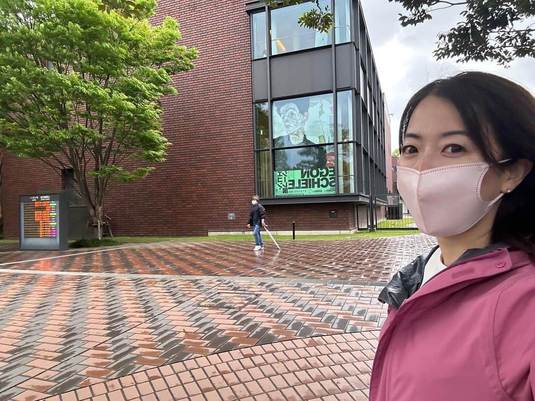 前田真里のインスタグラム：「#エゴンシーレ展」