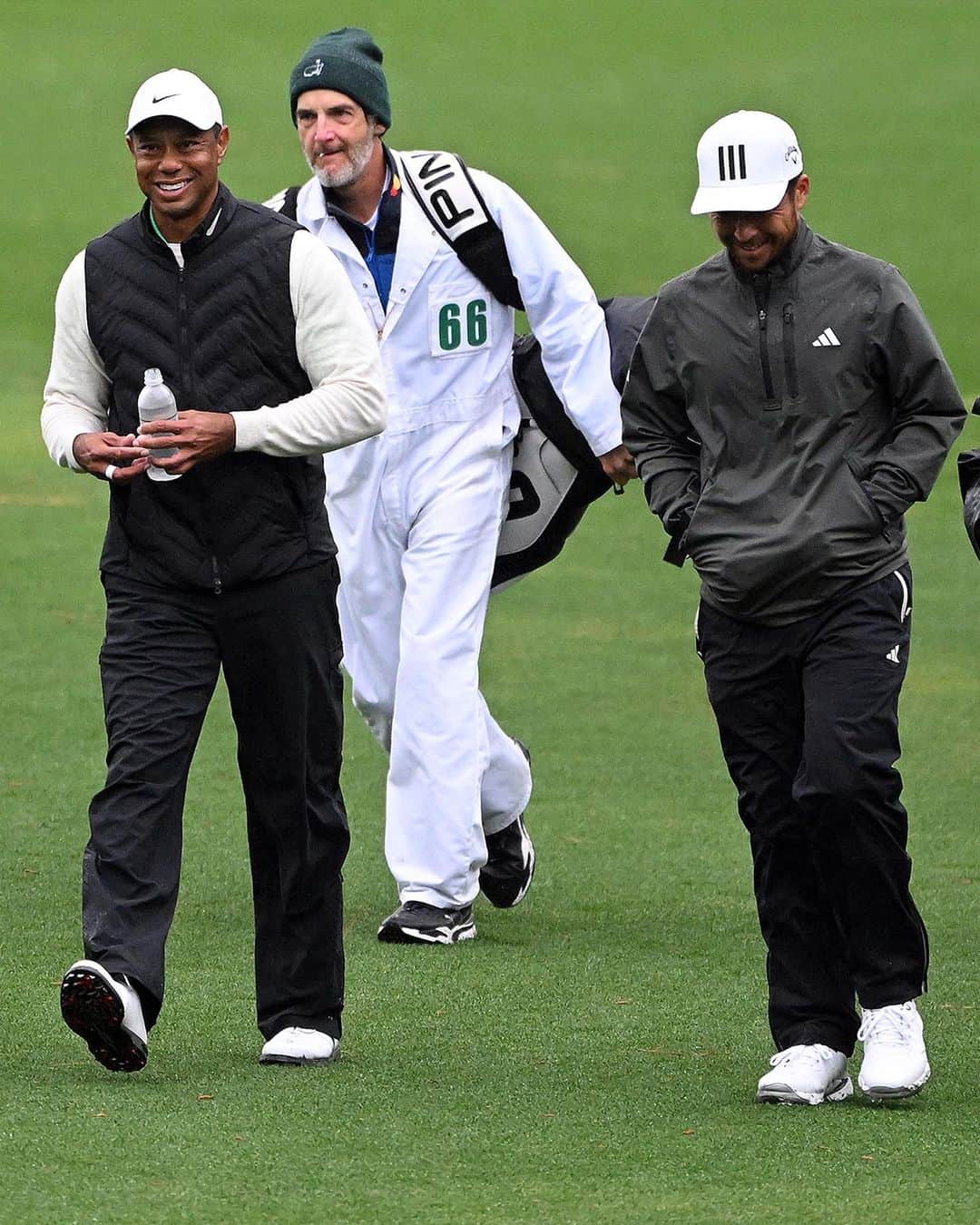 PGA TOURさんのインスタグラム写真 - (PGA TOURInstagram)「Tiger Woods has made the cut at #theMasters」4月8日 23時31分 - pgatour