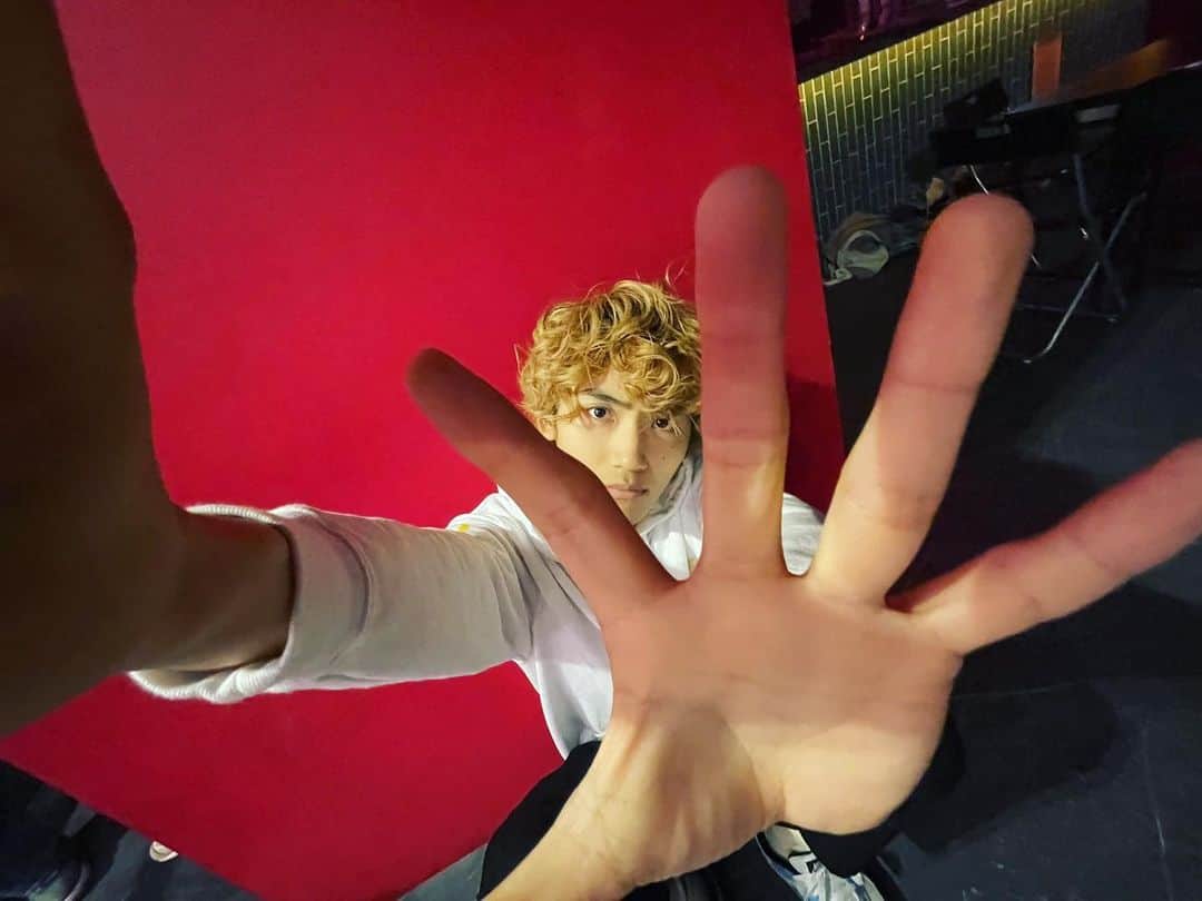 Fuさんのインスタグラム写真 - (FuInstagram)「You've been take my hand🙌🍟」4月8日 23時56分 - fu_takahashi_official