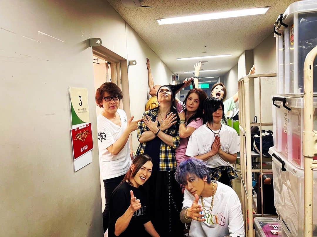 Ju-kenのインスタグラム：「松戸公演盛り盛りでしたねぇ😆 楽しい夜をありがとうございました✨  #大黒摩季 #Sparkletour #松戸」