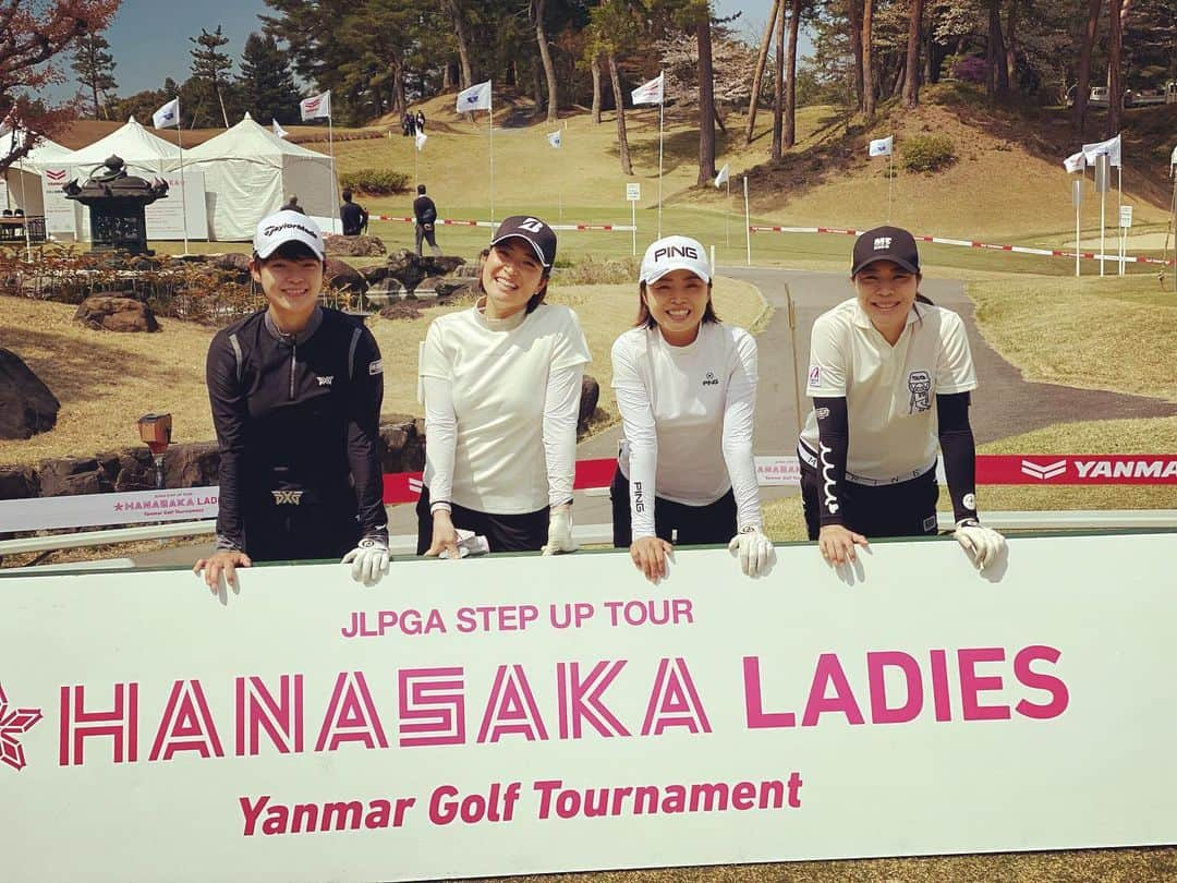 一ノ瀬優希のインスタグラム：「HANASAKA LADIES YANMAR GOLF TOURNAMENT  応援ありがとうございました☺️  今期初トップ10入りでした⭐️  今日は朝から寒かったのもあり、うまく身体が動かなかったり、パッティングがしっくりこなくて、チャンスをものにできず、悔しい1日となりました。  来週は地元熊本でバンテリンに出場する予定なので、また調整して頑張りたいと思います😊  #スカイレンタカー」