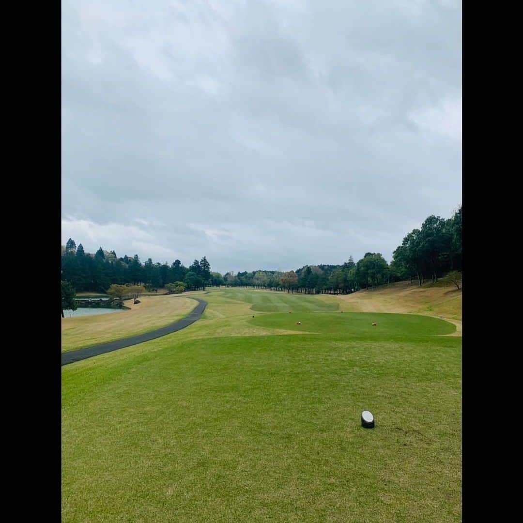 結木滉星さんのインスタグラム写真 - (結木滉星Instagram)「ゴルフ行った時の⛳️ 一生懸命素振りしてる所撮られました！ もっと上手くなってやる💪  #結木滉星 #ゴルフ #次はショット動画を #ベストは言えません #ごめんなさい #また載せます」4月8日 18時00分 - kouseiyuki_official