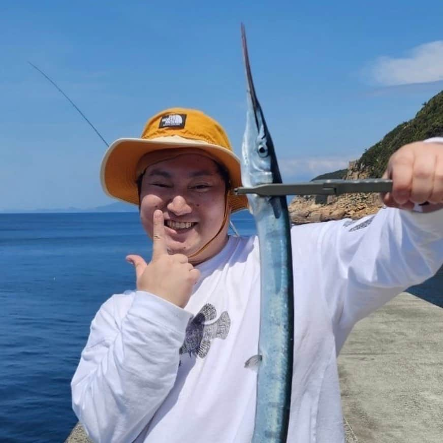 兎のインスタグラム：「よんごろくなな。旅のあったかいやつおすそ分け。🤾‍♂️🕺🏼🚴🏻‍♀️」