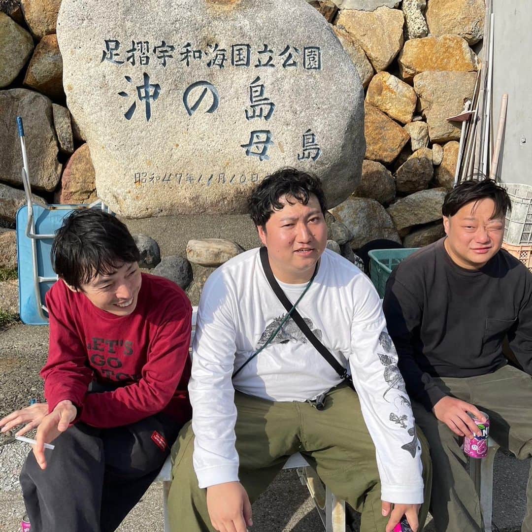 兎さんのインスタグラム写真 - (兎Instagram)「よんごろくなな。旅のあったかいやつおすそ分け。🤾‍♂️🕺🏼🚴🏻‍♀️」4月8日 17時26分 - lcd_usagi