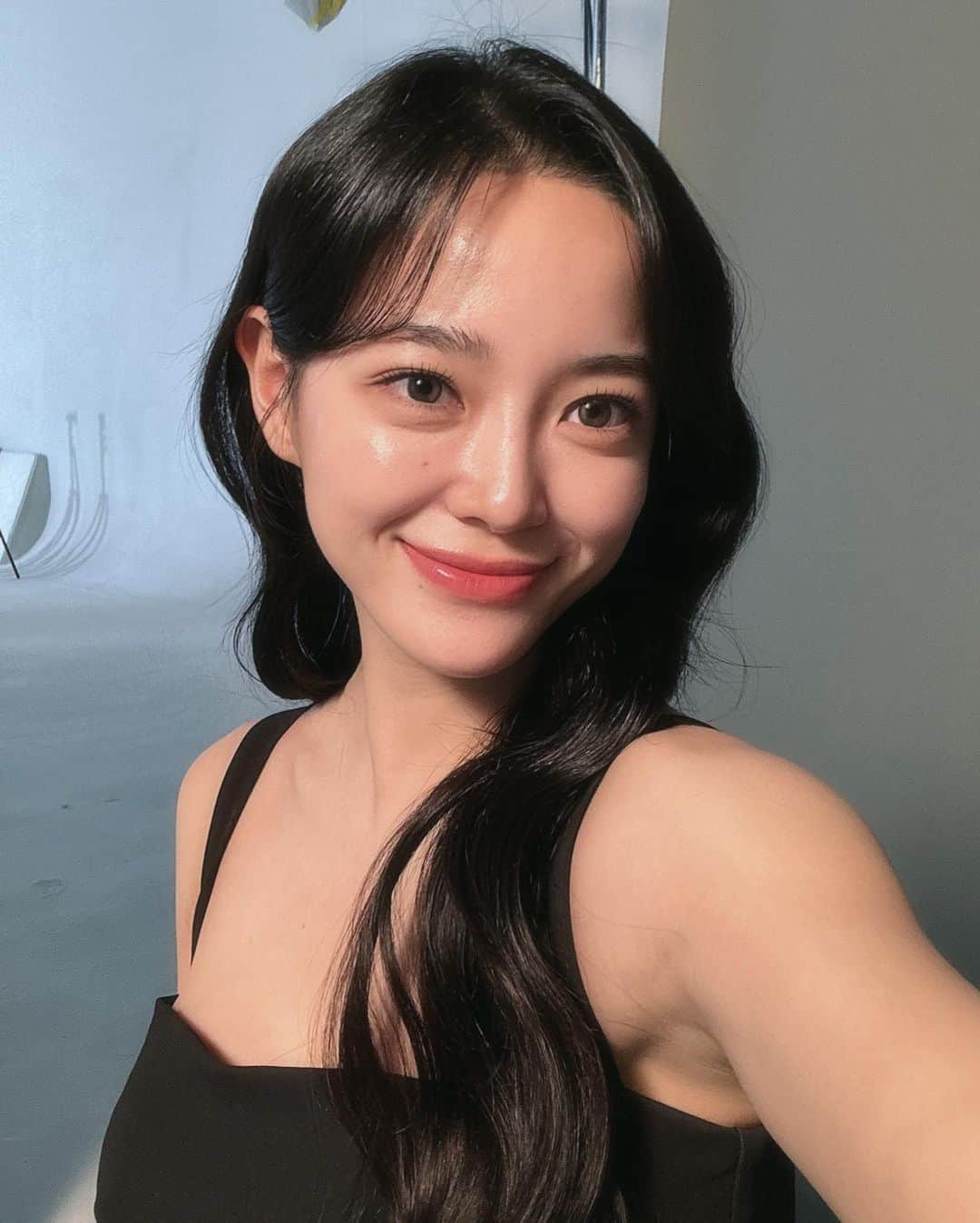 キム・セジョン（Gugudan SeMiNa）さんのインスタグラム写真 - (キム・セジョン（Gugudan SeMiNa）Instagram)「🖤」4月8日 17時59分 - clean_0828