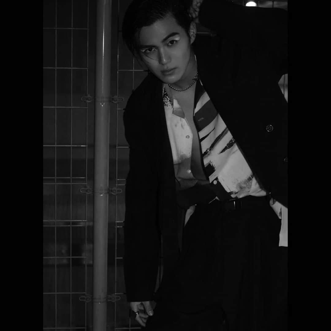 のインスタグラム：「🦇🦇🦇  #withdigital  @with_mag_official @with_kodansha_official」