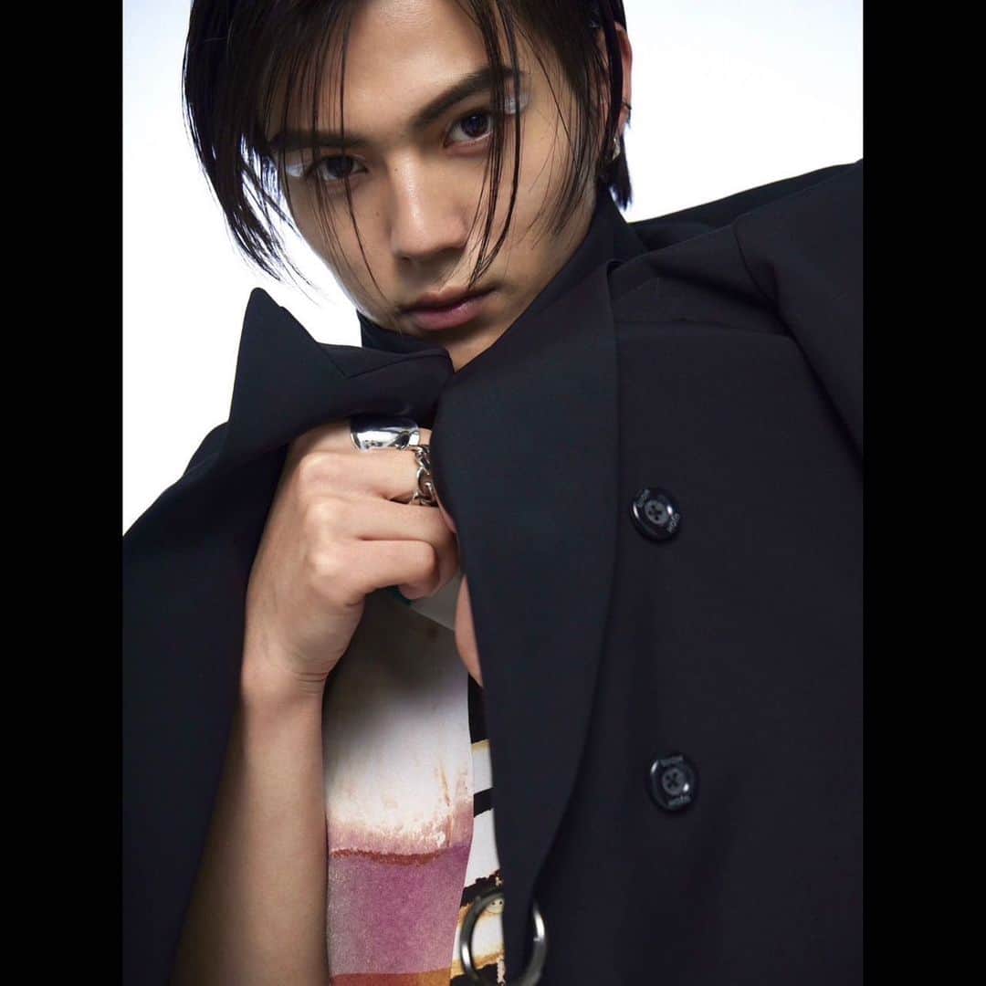 のインスタグラム：「🦅🦅🦅  #withdigital  @with_mag_official @with_kodansha_official」