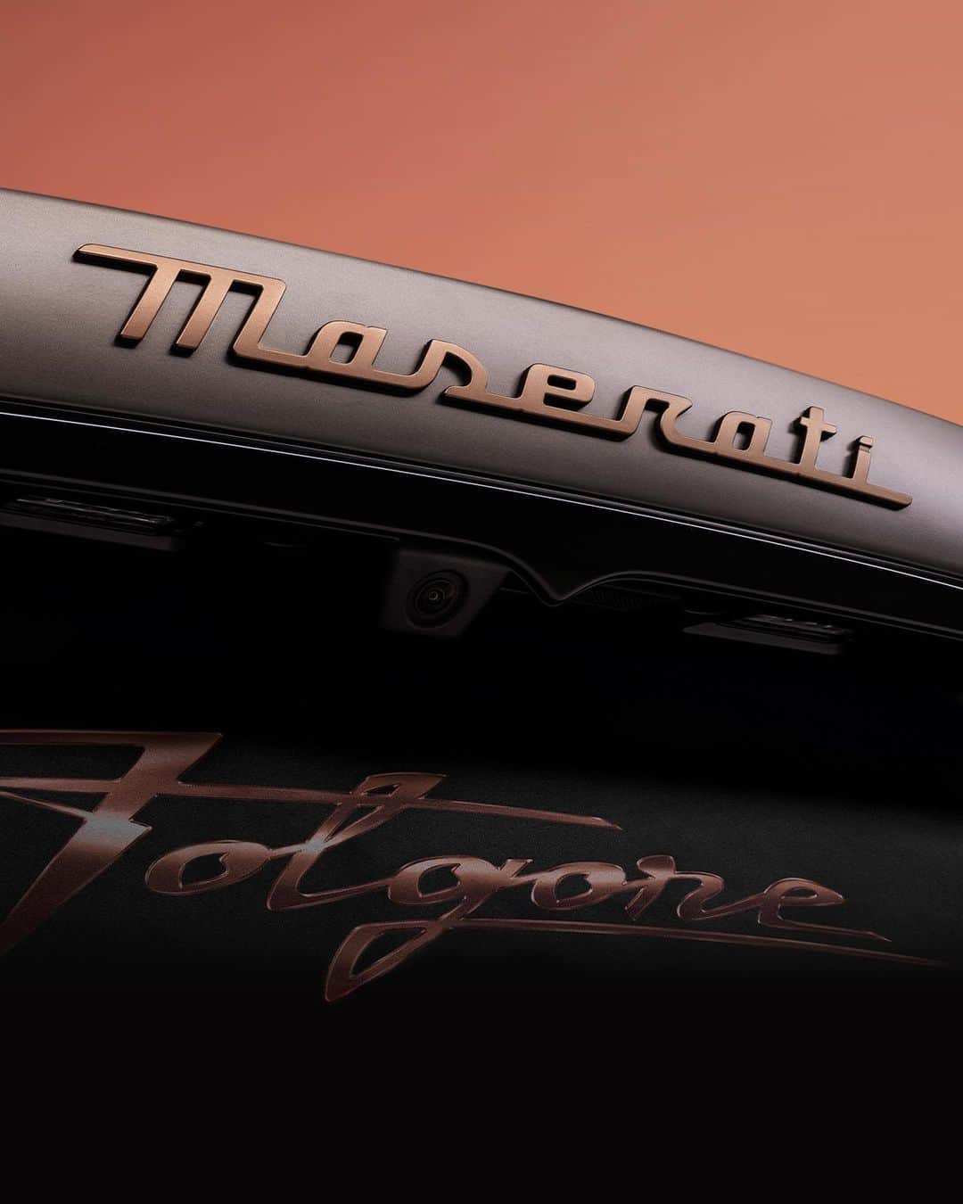 マセラティさんのインスタグラム写真 - (マセラティInstagram)「Surging energy. Inspired by legends, geared toward the future. 🔱🥎  #MaseratiGranTurismoFolgore in Monaco for the @rolexmontecarlomasters.  #rolexmcmasters #Maserati #MaseratiGranTurismo」4月8日 18時15分 - maserati