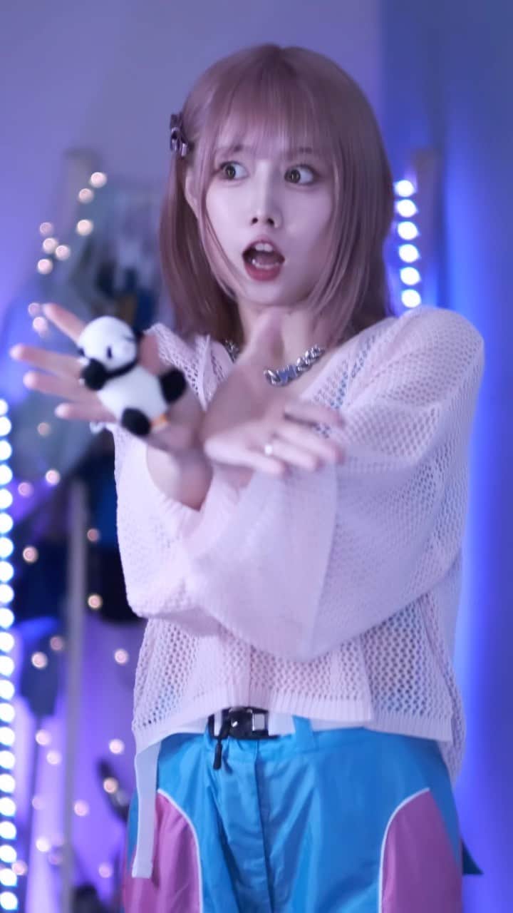 廣田あいか のインスタグラム：「ㅤㅤㅤㅤㅤㅤㅤㅤㅤㅤㅤㅤㅤ🐼！！！ ネックレスひっくり返っちゃった >_<  tops : @mimitoujours  @__162cm_ @_peeach_   bottoms : @killremote」